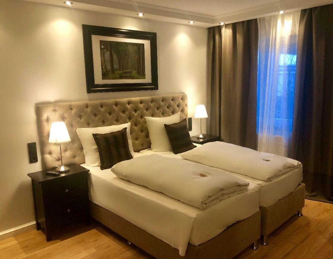 דיסבורג Hotel Ramor Garni מראה חיצוני תמונה